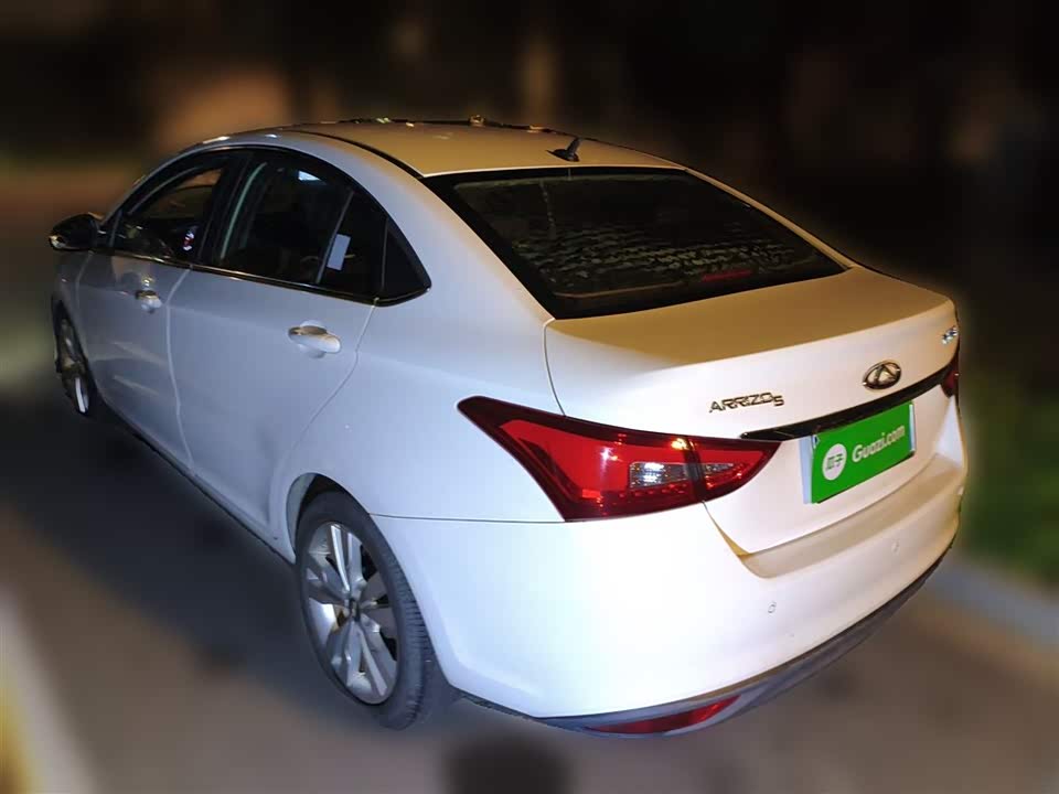 Chery Arrizo 5