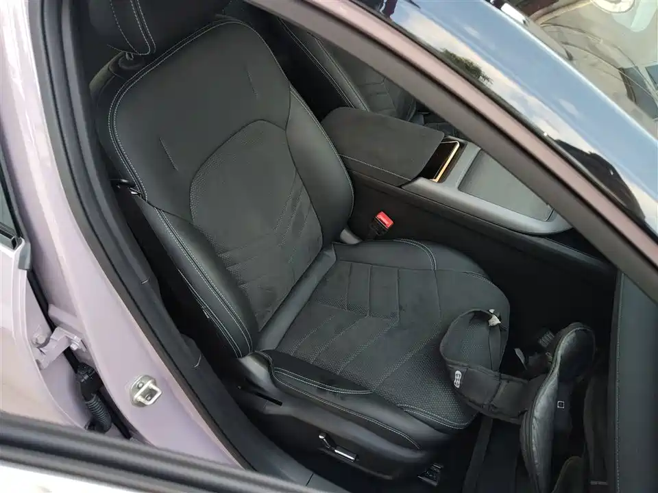 Geely Galaxy Galaxy L6