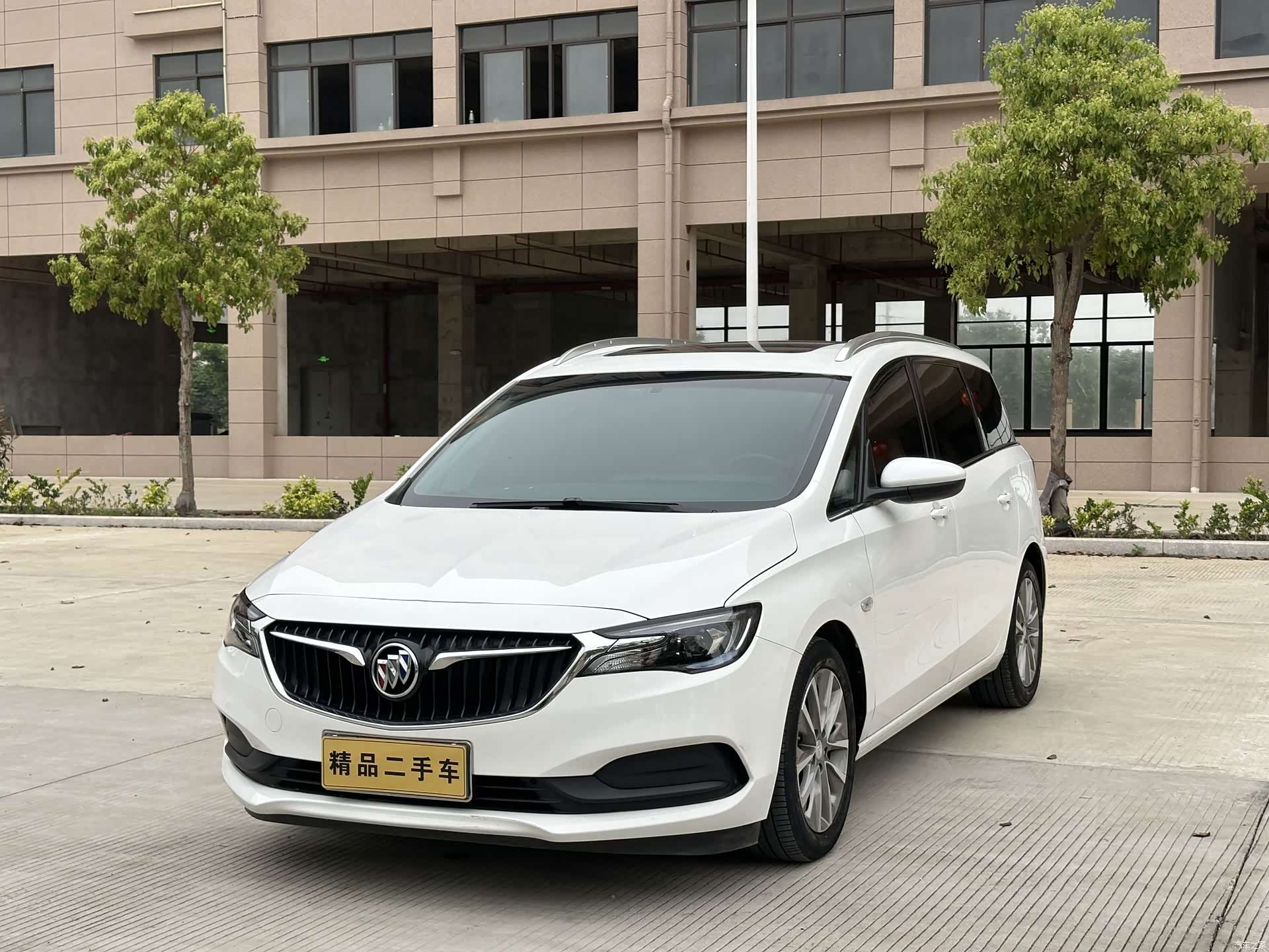 Buick GL6, 2023 1