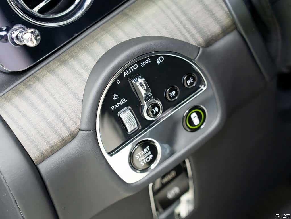Rolls-Royce Ghost, 2023 11