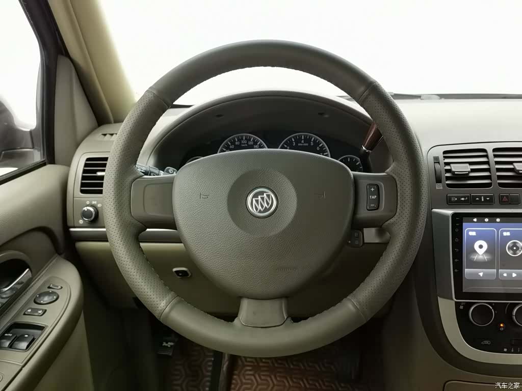 Buick GL8, 2015 11