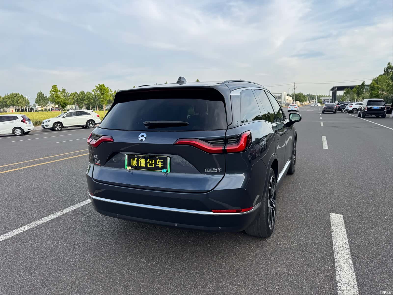 NIO ES8, 2021 7