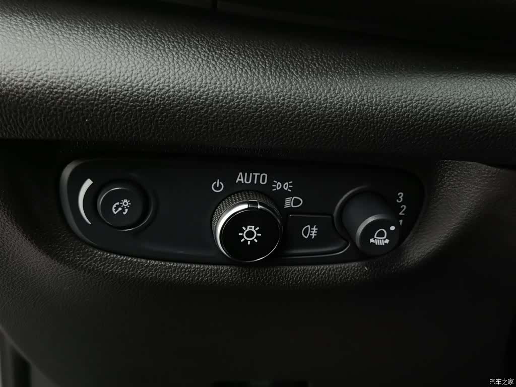 Buick Regal, 2018 21