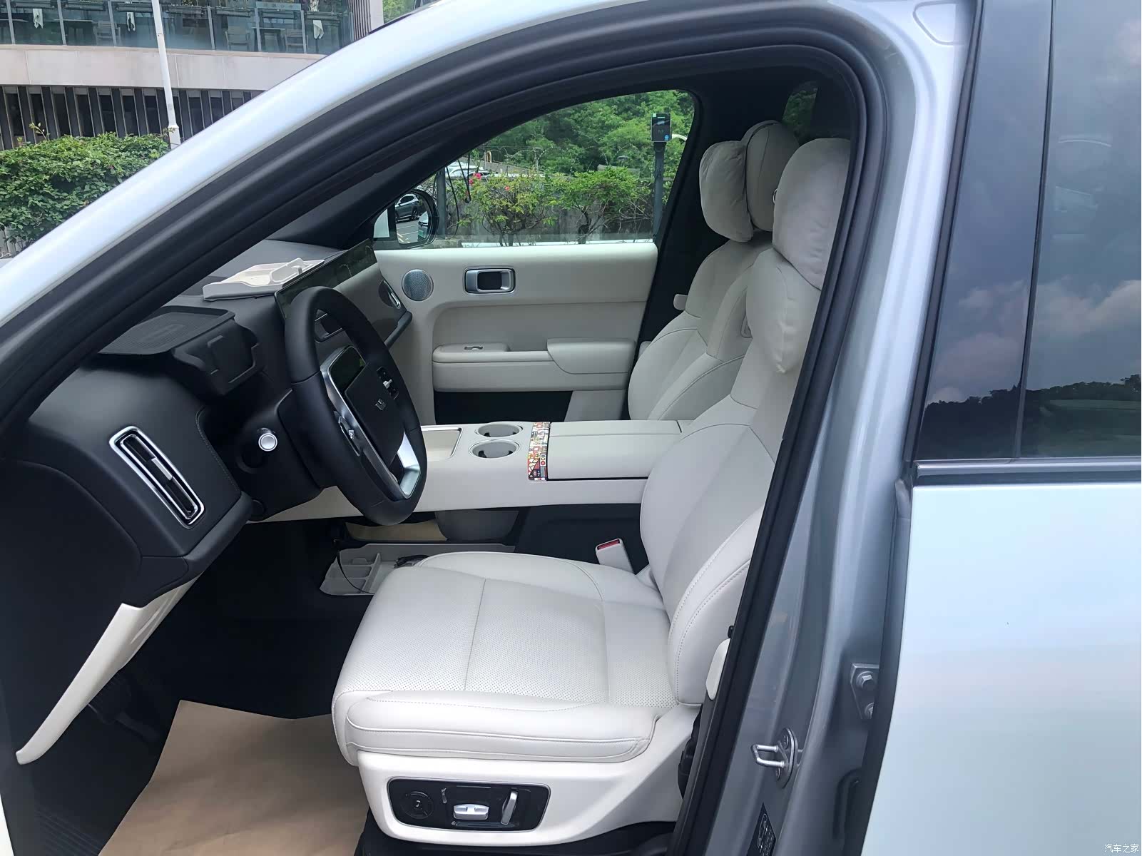 Li Auto L9, 2023 8