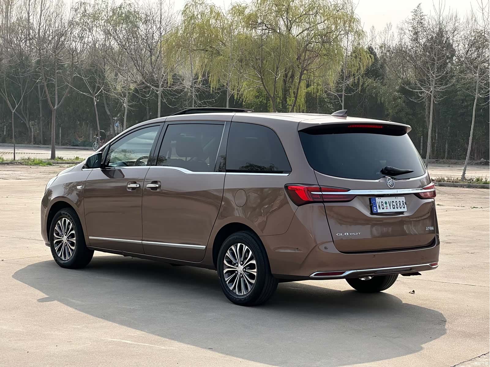 Buick GL8, 2020 4