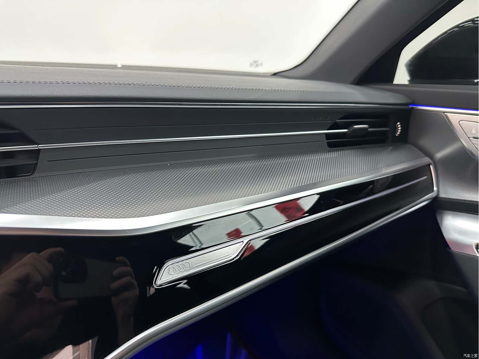 Audi A6L, 2024 13