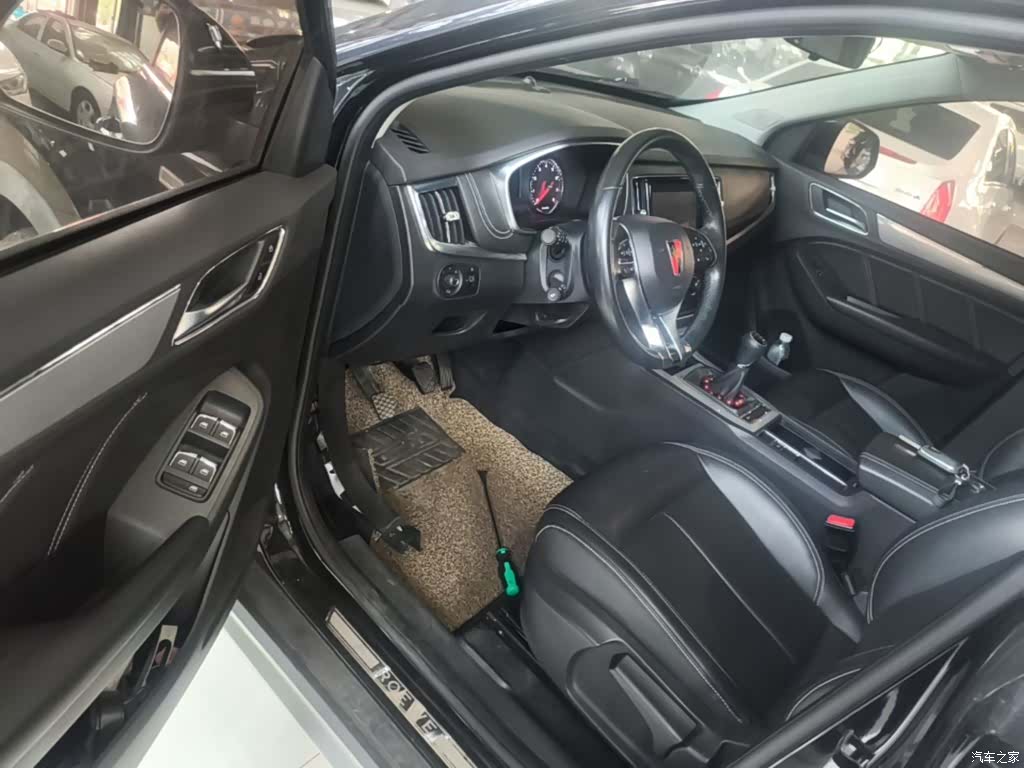 Roewe RX5, 2018 12