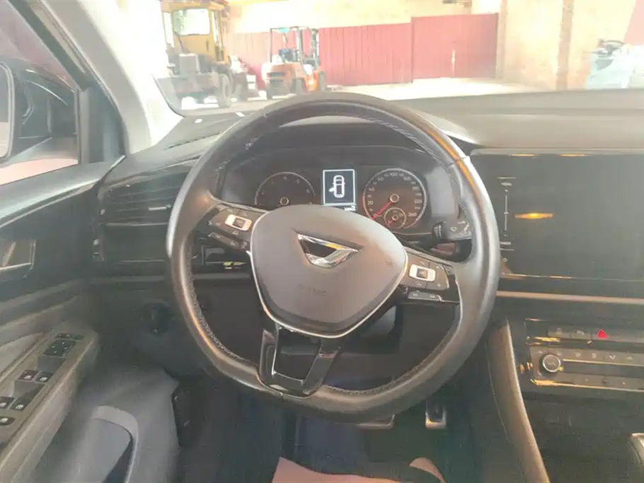 Jetta VS5