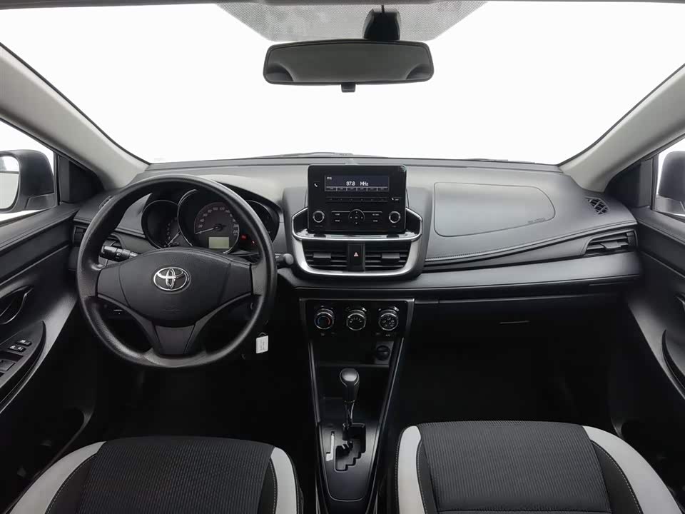 Toyota YARiS L Zhixuan