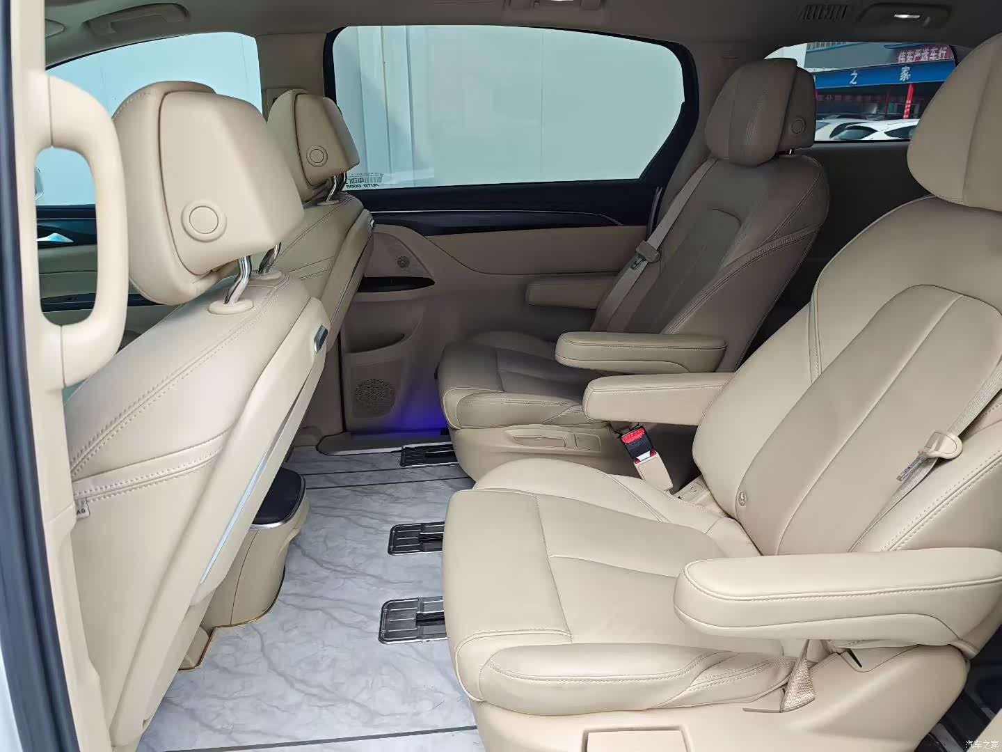 Buick GL8, 2022 6