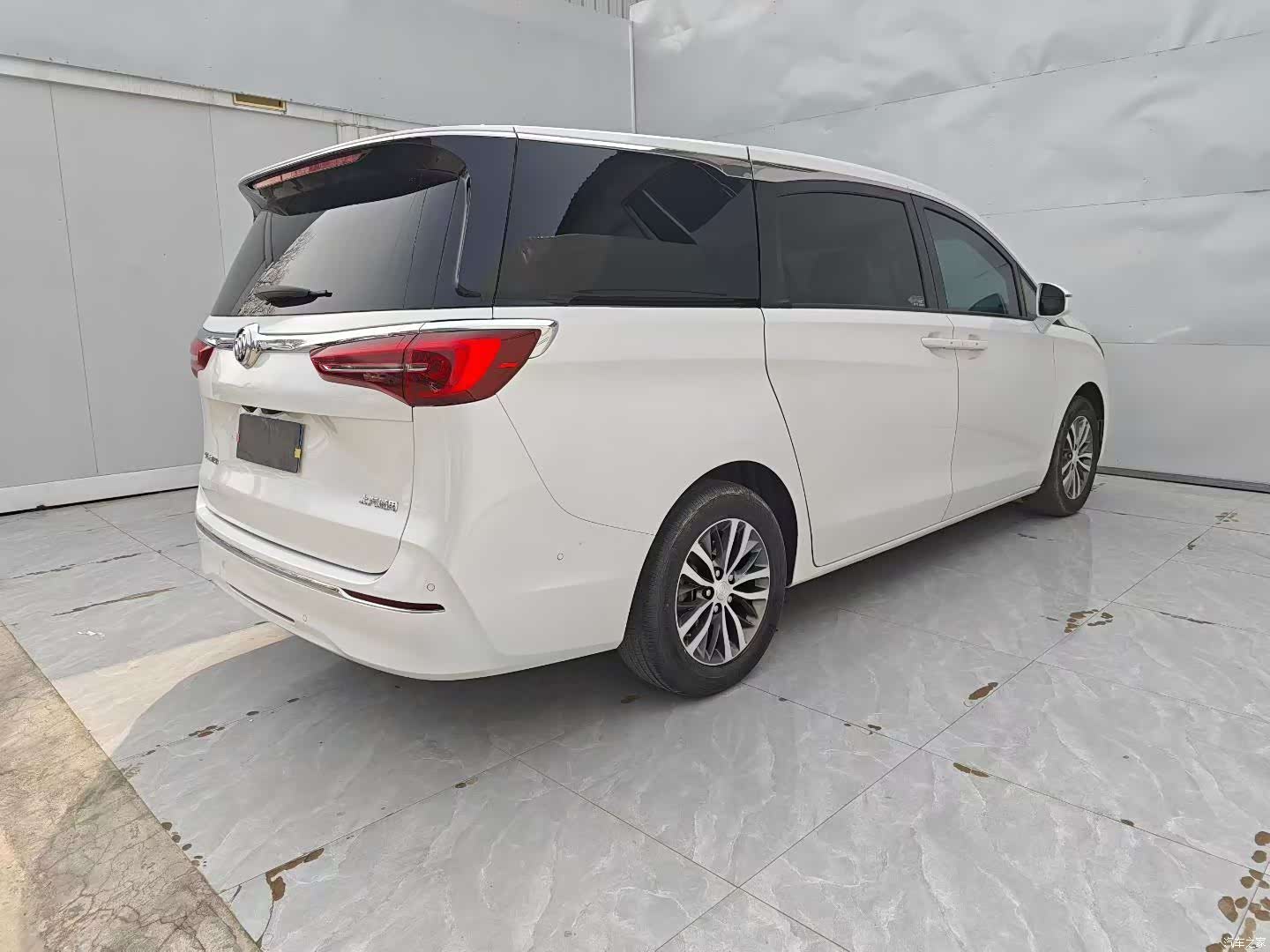 Buick GL8, 2022 9