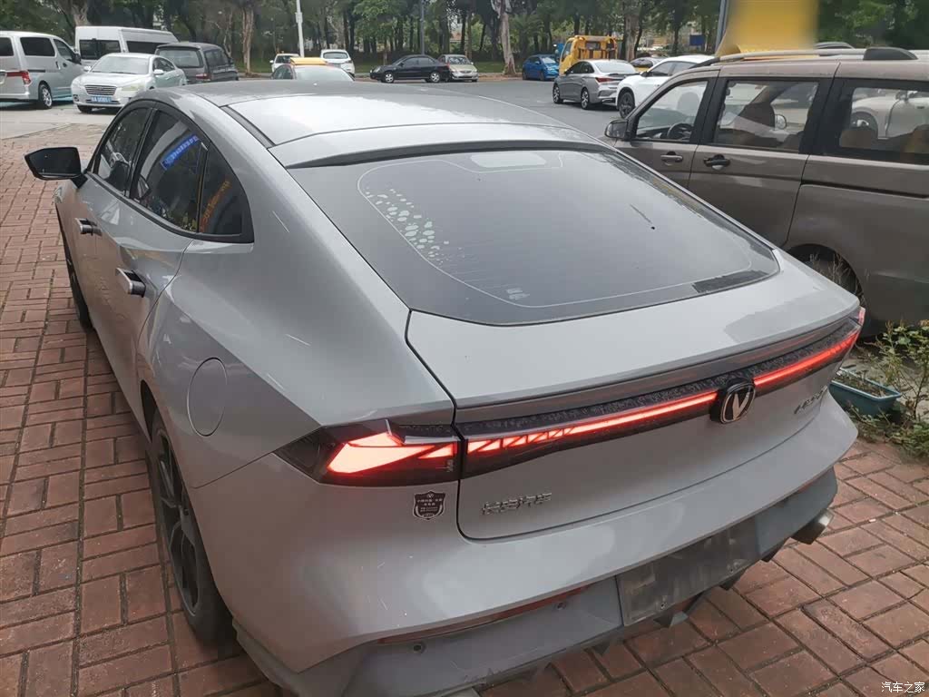 Changan UNI-V, 2022 23