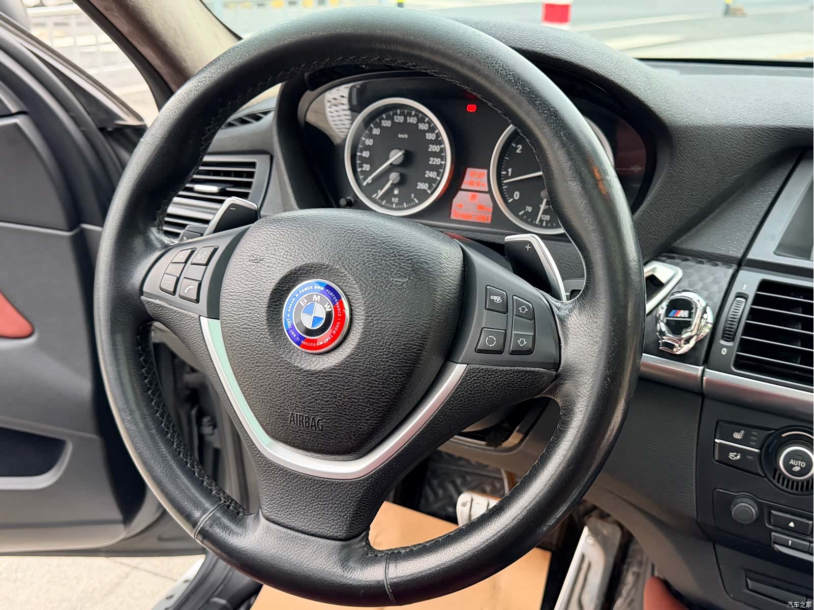 BMW X6, 2013 12