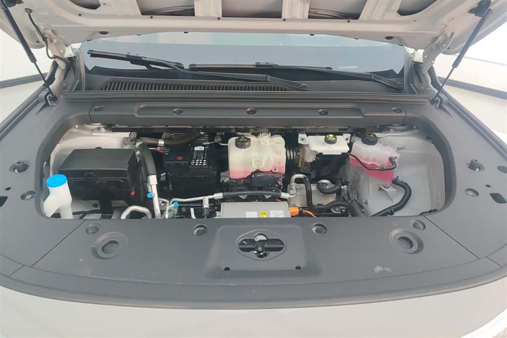Leapmotor C10, 2025 10