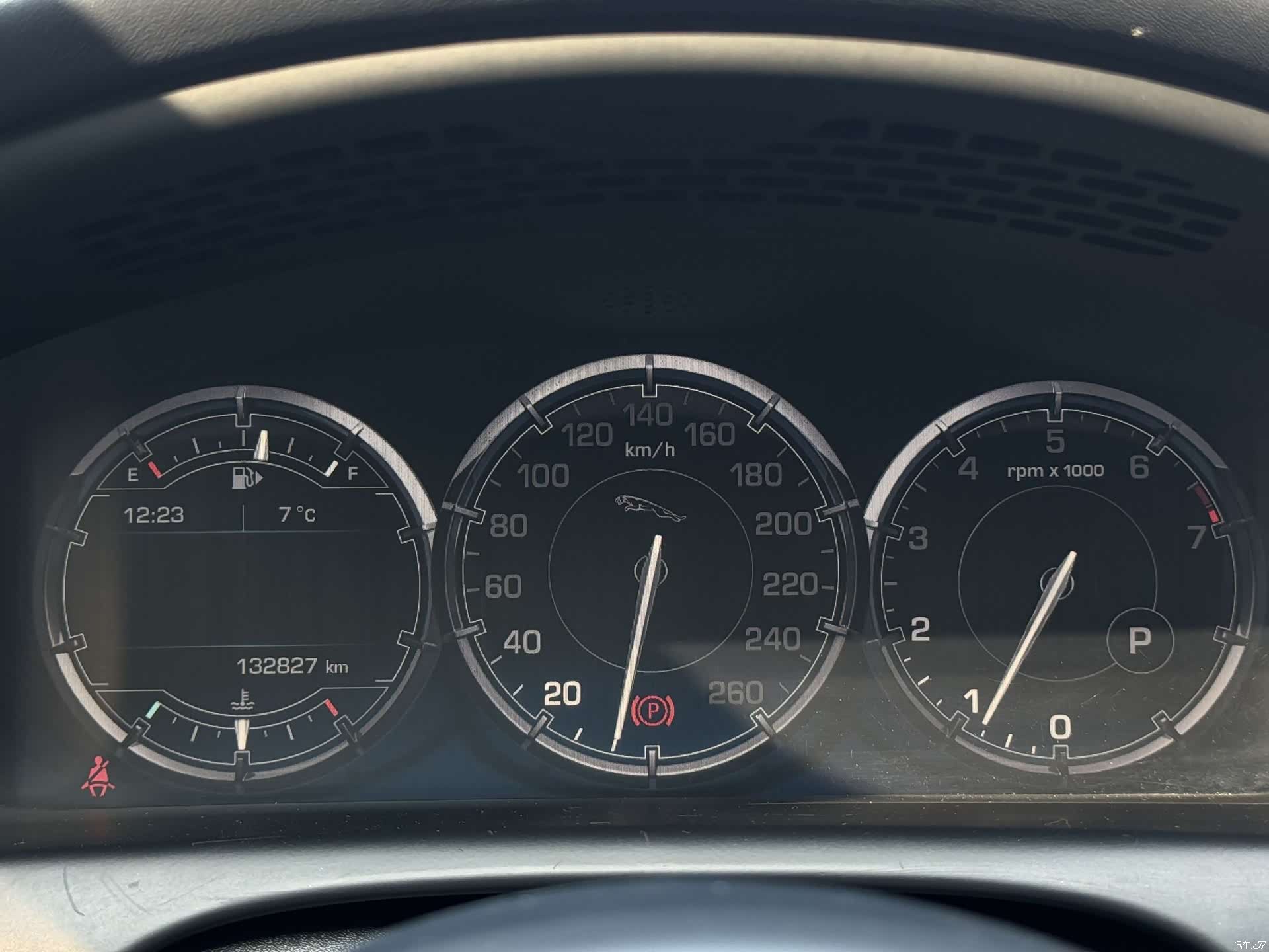 Jaguar XJ, 2012 24