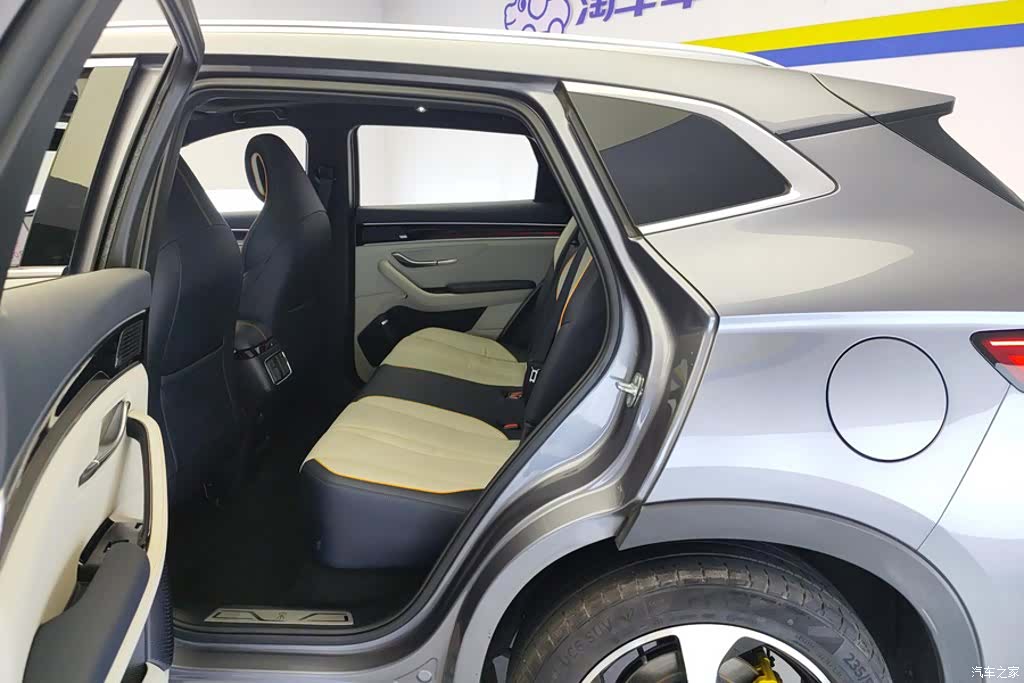 BYD Song, 2022 11