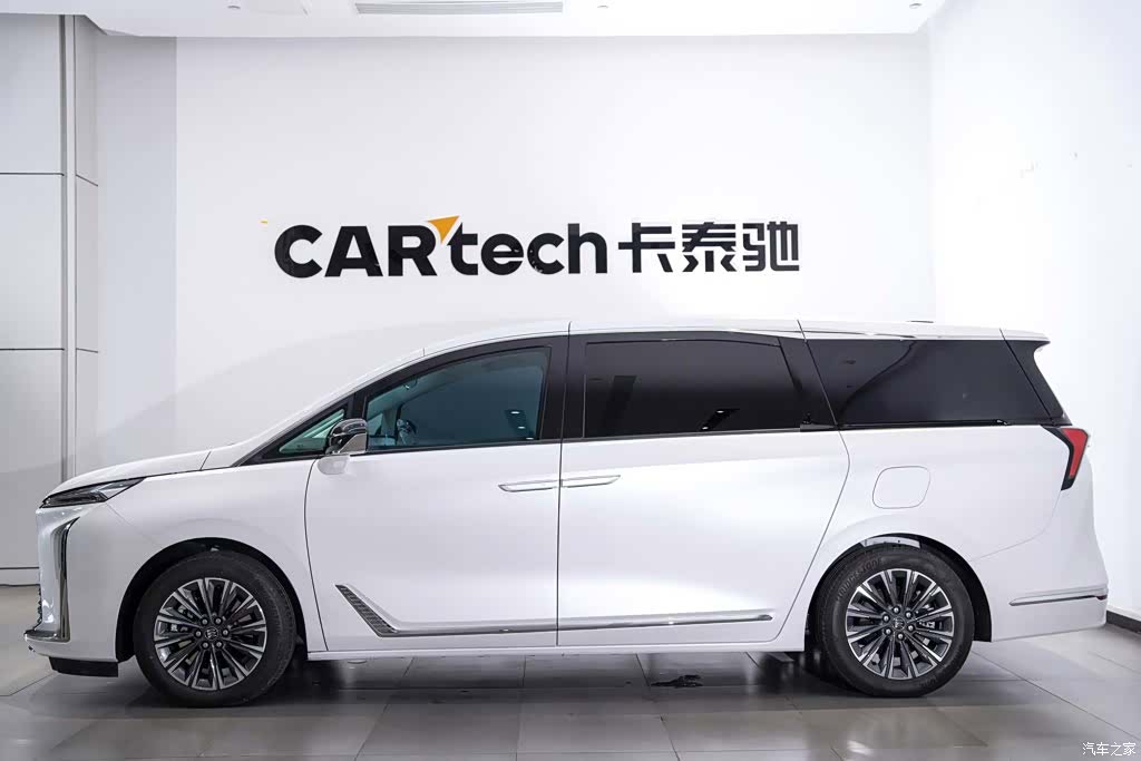 Buick GL8, 2025 8