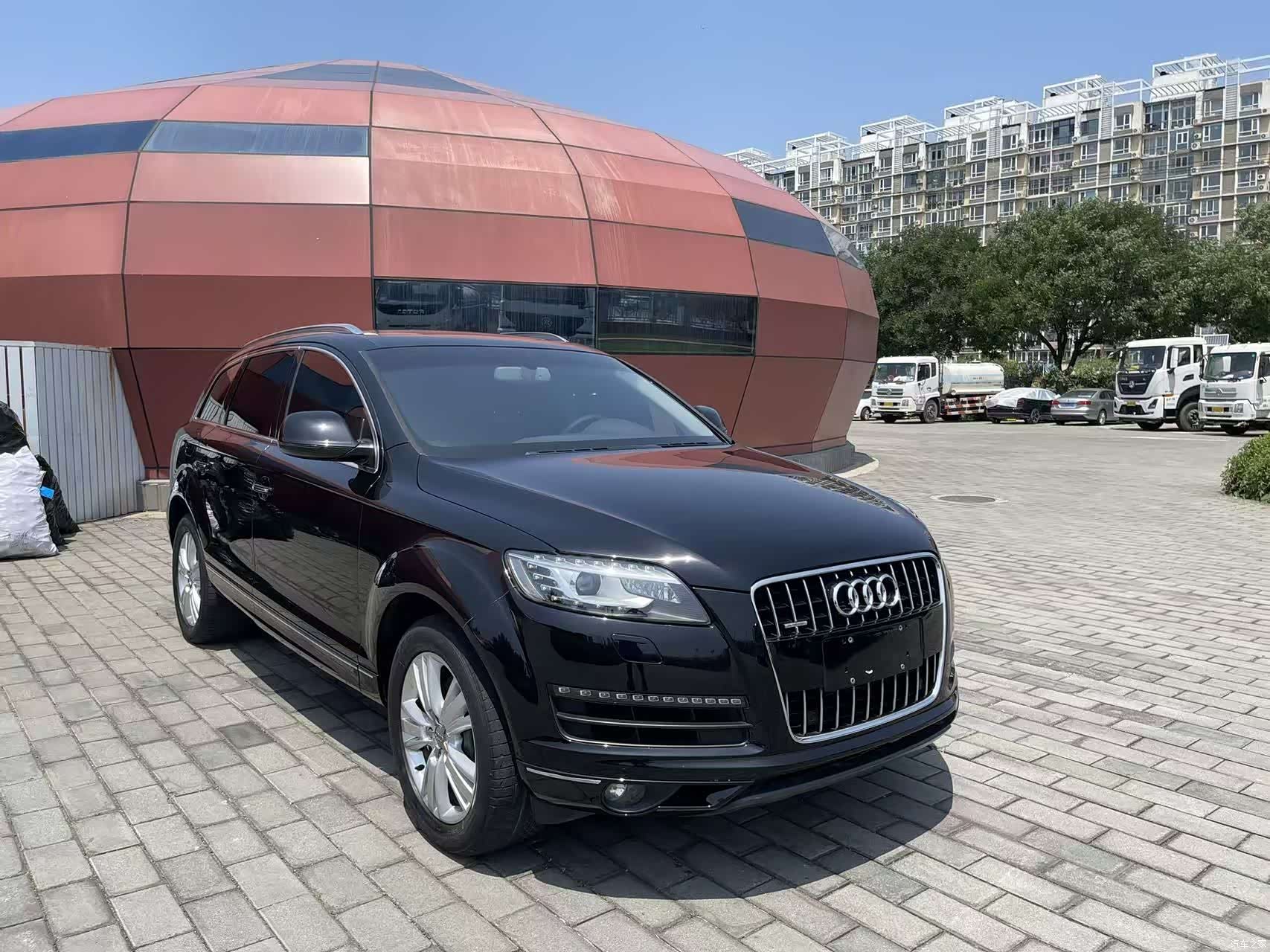 Audi Q7, 2012 3