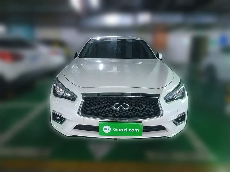 Infiniti Q50L