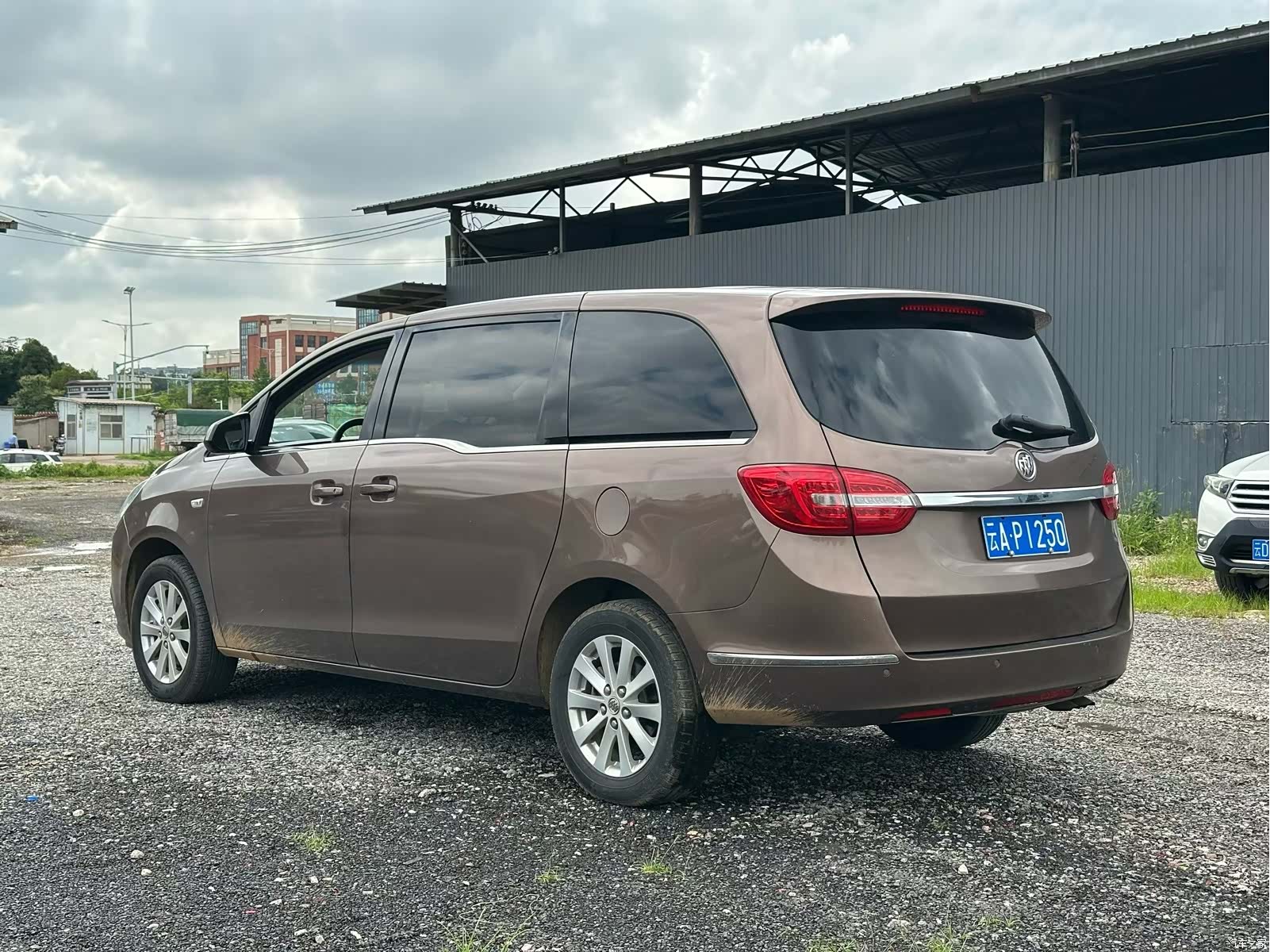 Buick GL8, 2019 9
