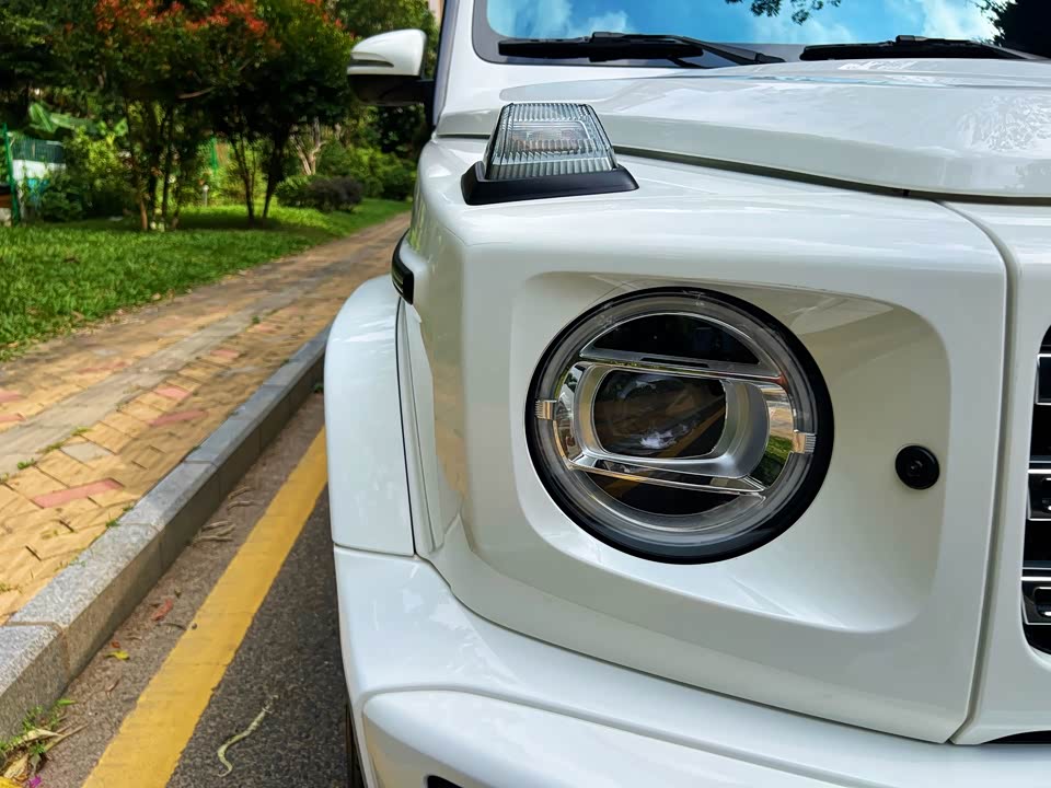 Mercedes-Benz G-class