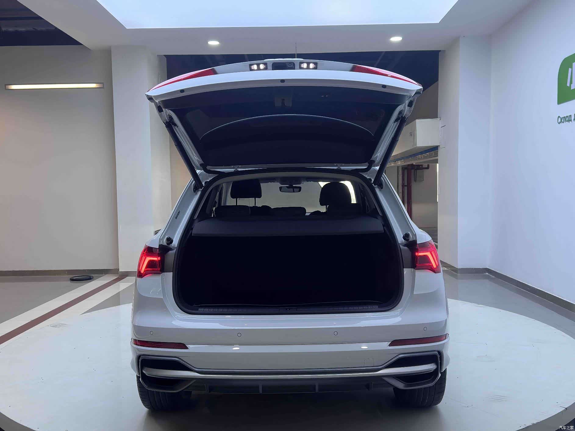 Audi Q3, 2023 19