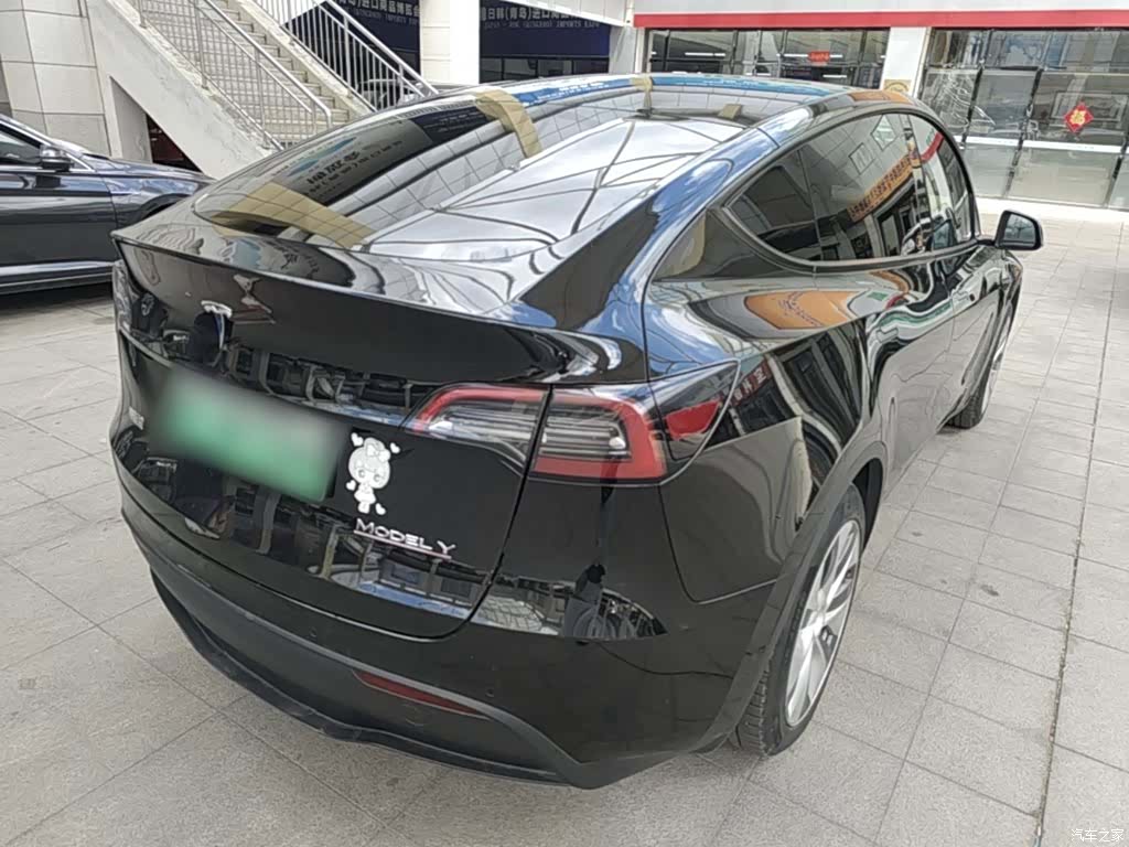 Tesla Model Y, 2022 7