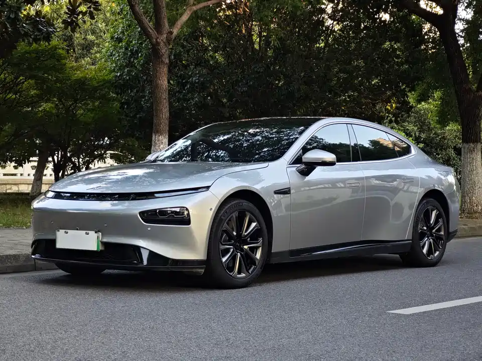 XPENG P7