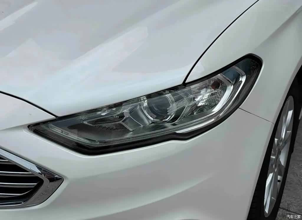 Ford Mondeo, 2017 16