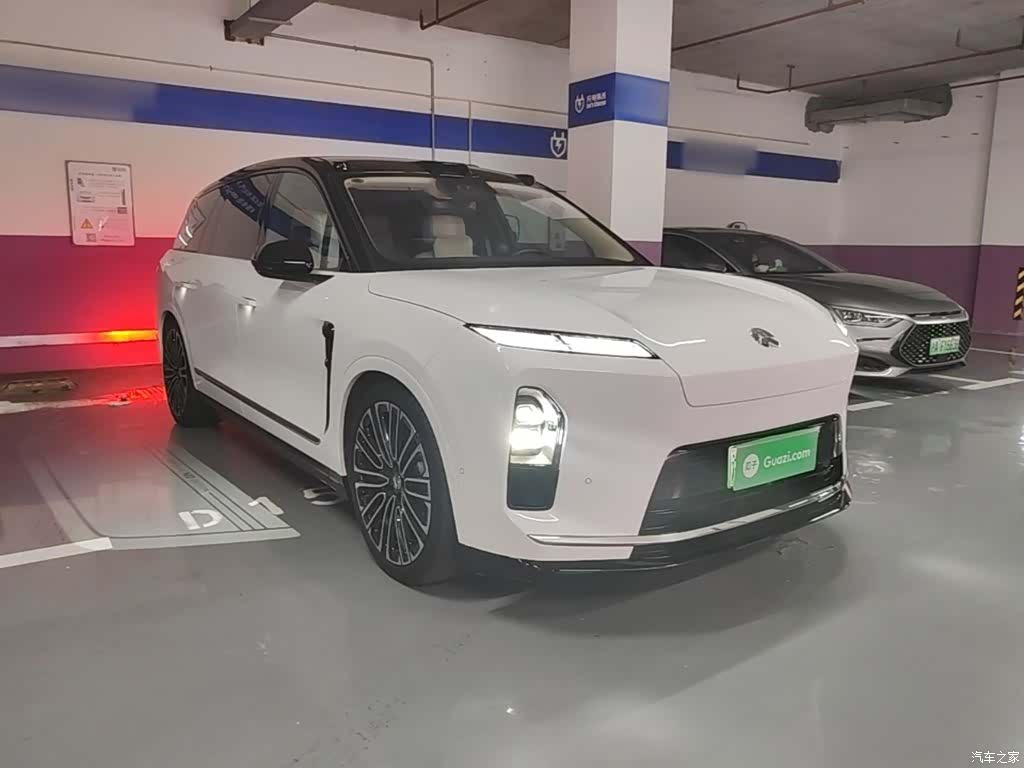 NIO ES8, 2025 4