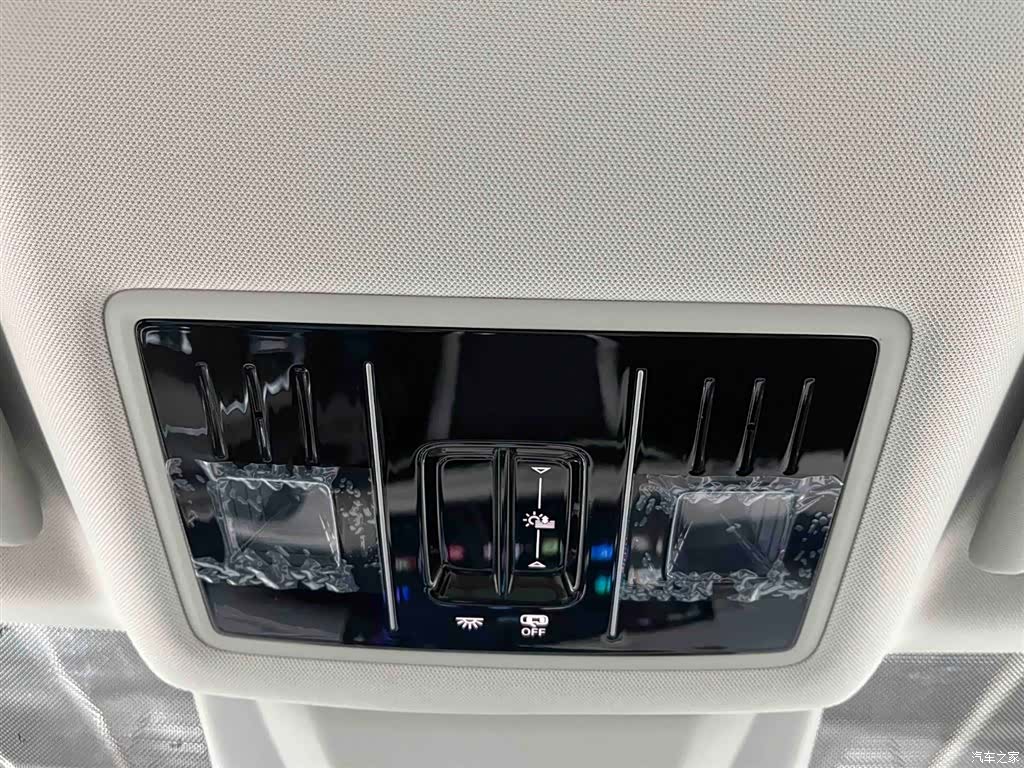 Volkswagen VS8, 2025 14