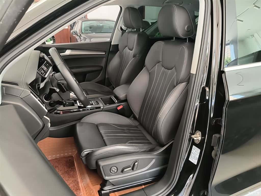 Audi Q5L, 2022 15