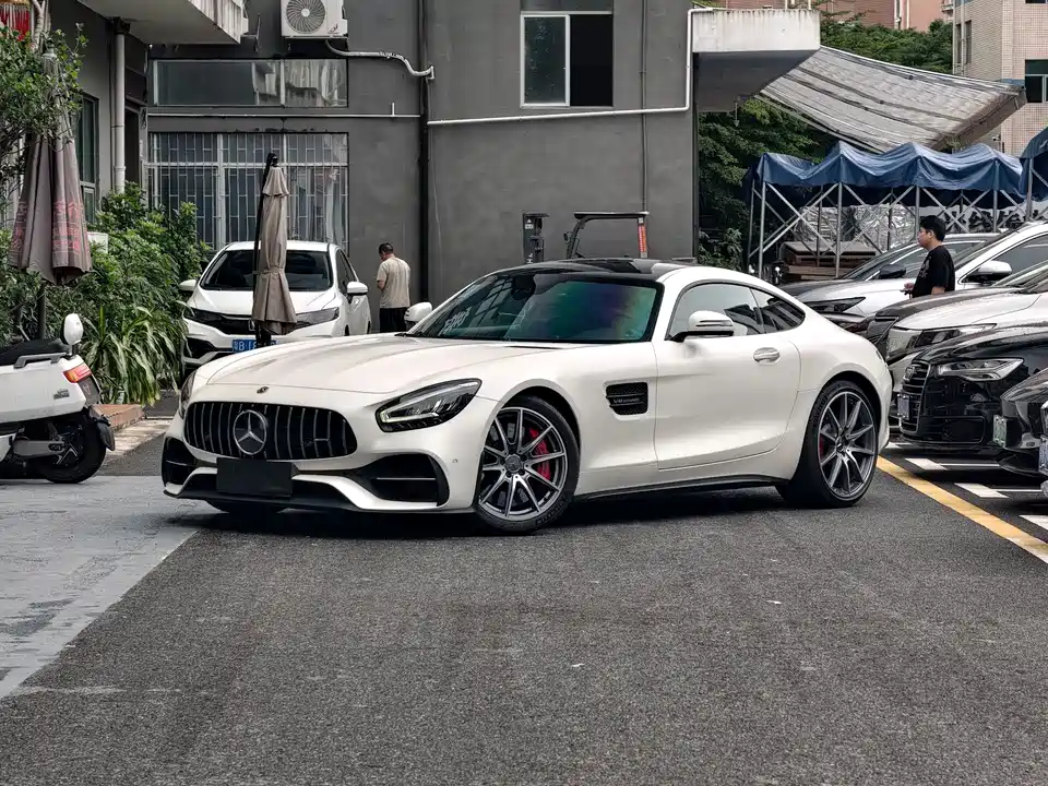 Mercedes-Benz AMG GT Mercedes-Benz AMG GT