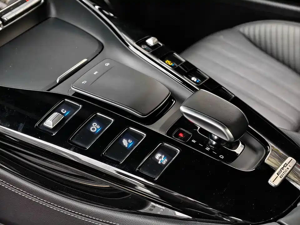 Mercedes-Benz AMG GT Mercedes-Benz AMG GT