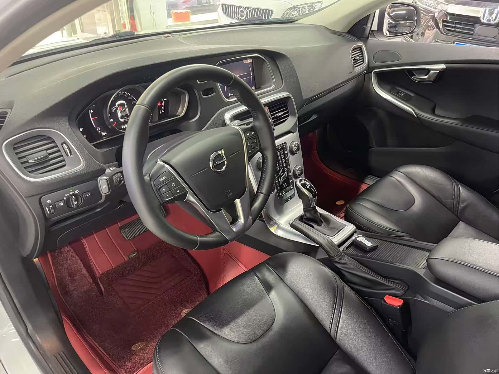 Volvo V40, 2018 7
