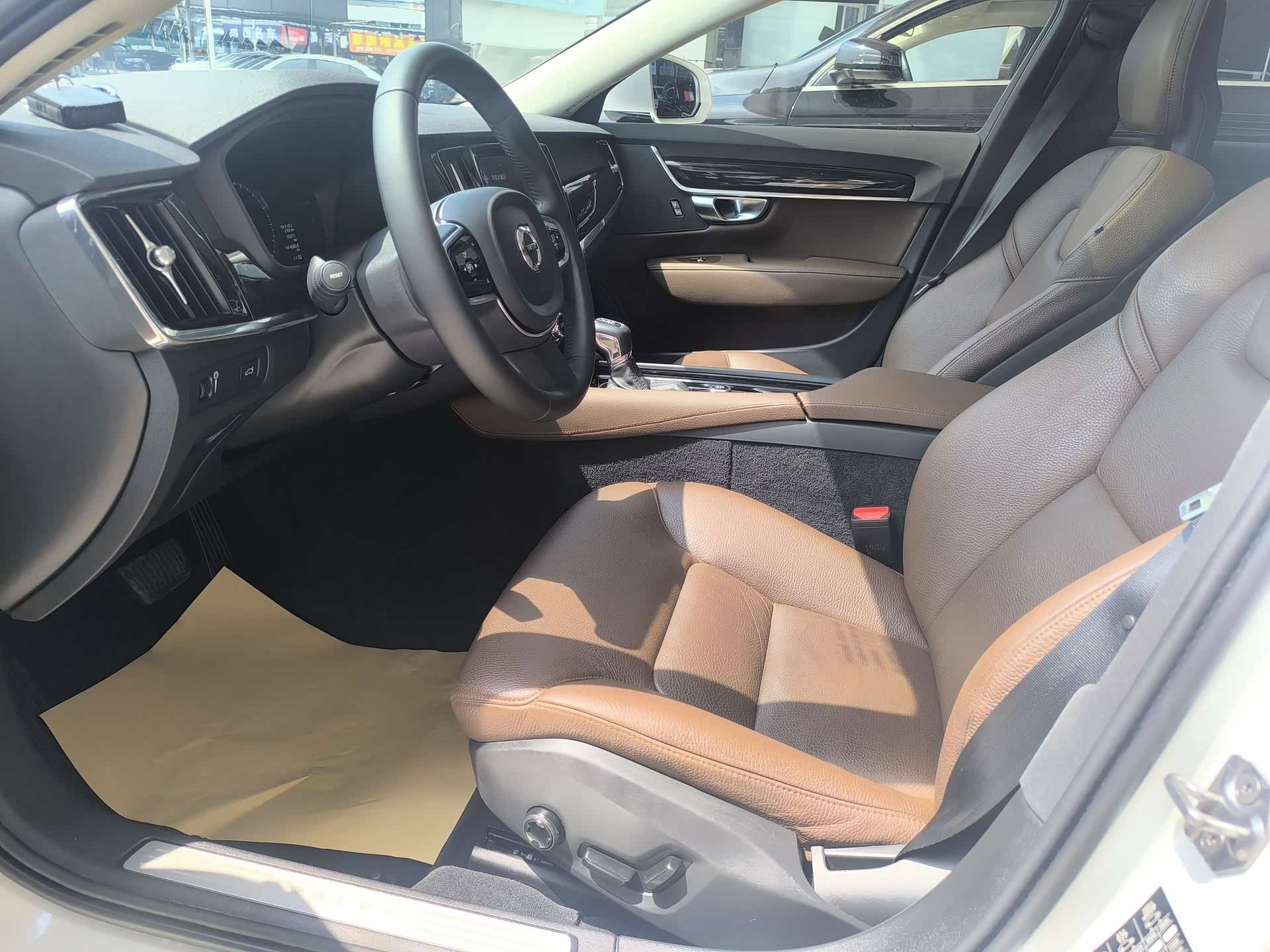 Volvo S90, 2018 4