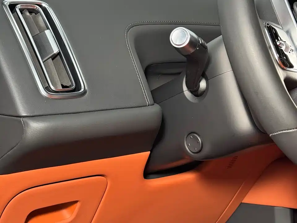 Li Auto Ideal L8