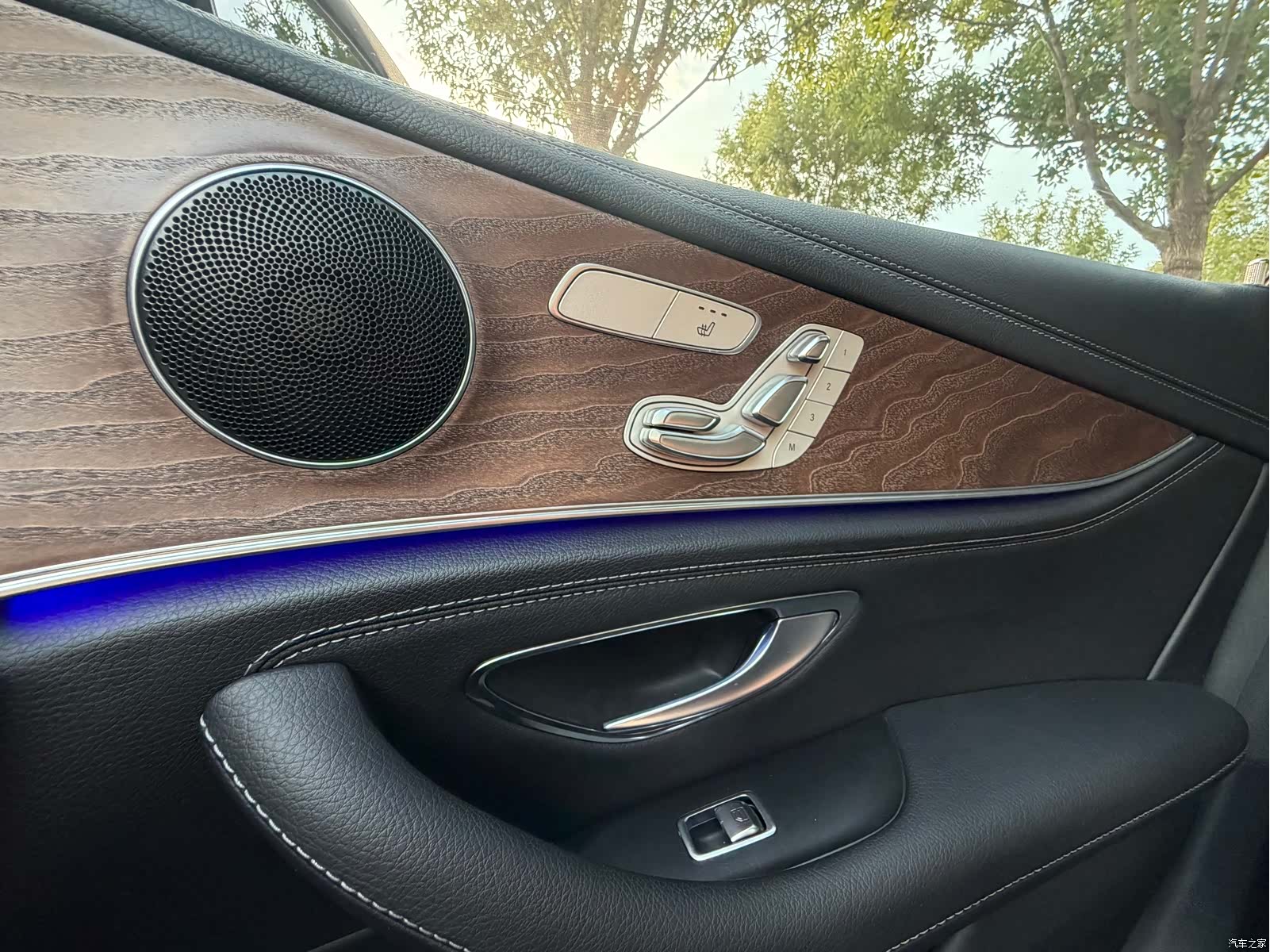 Mercedes-Benz E-Class, 2019 17
