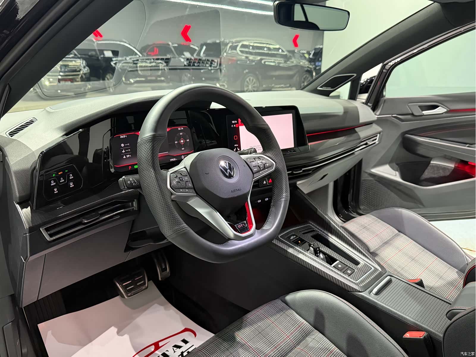 Volkswagen Golf, 2024 7