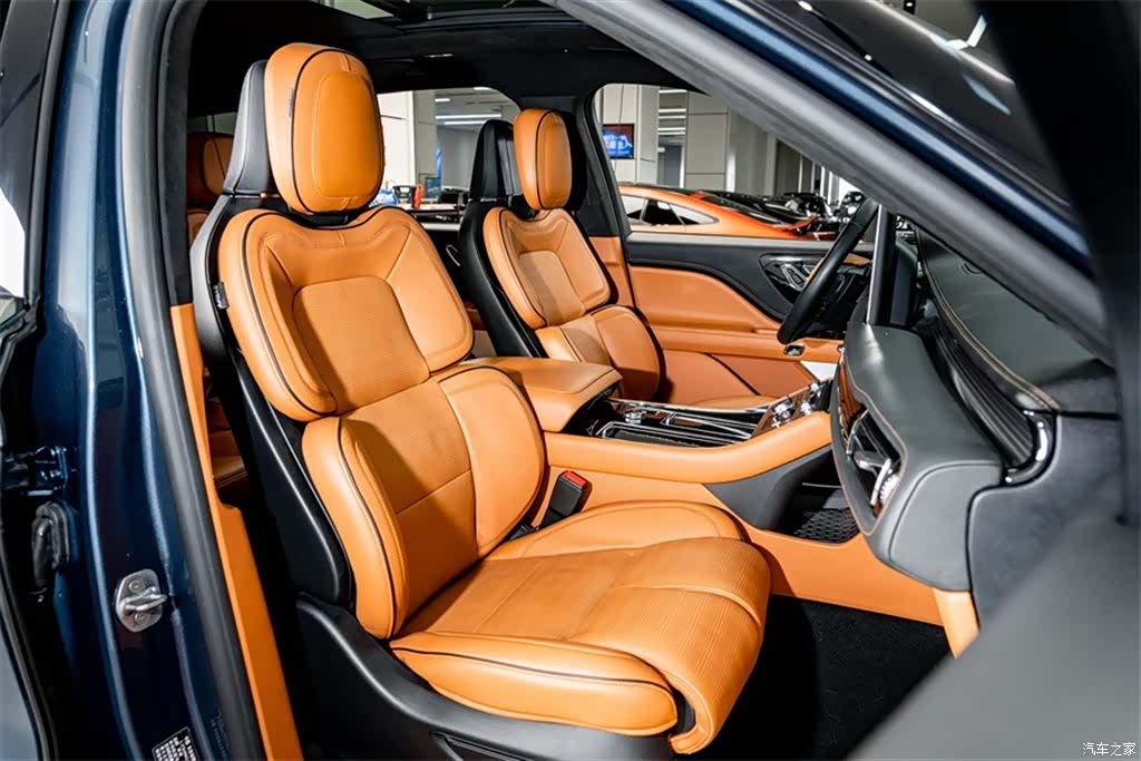 Lincoln Aviator, 2023 22