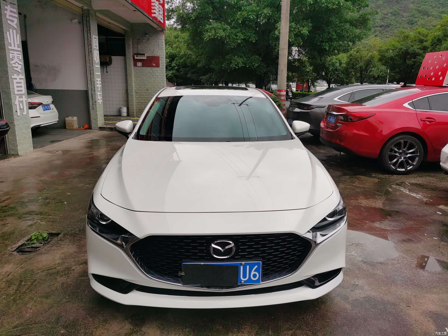 Mazda Mazda3, 2023 2