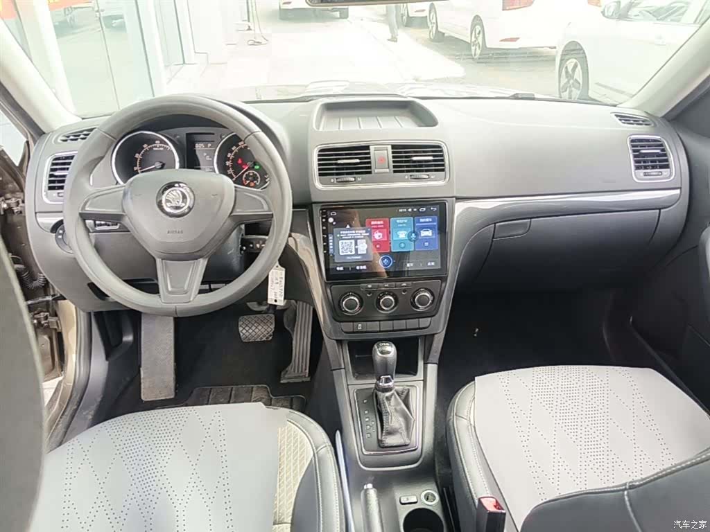 Skoda Yeti, 2018 10