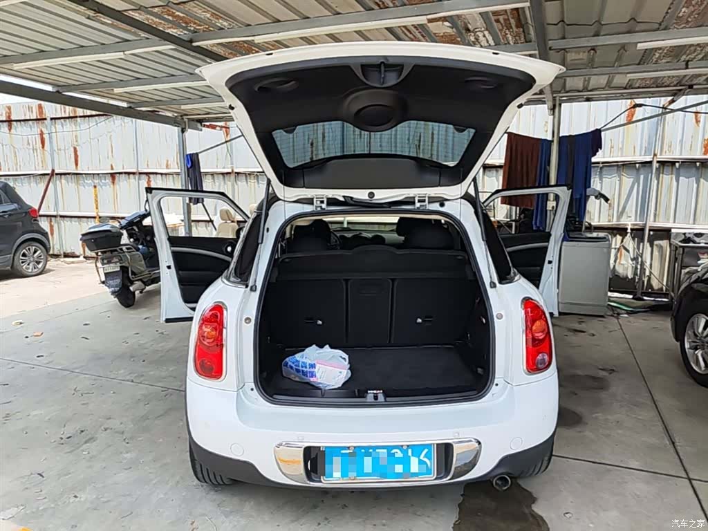 Mini Countryman, 2015 19