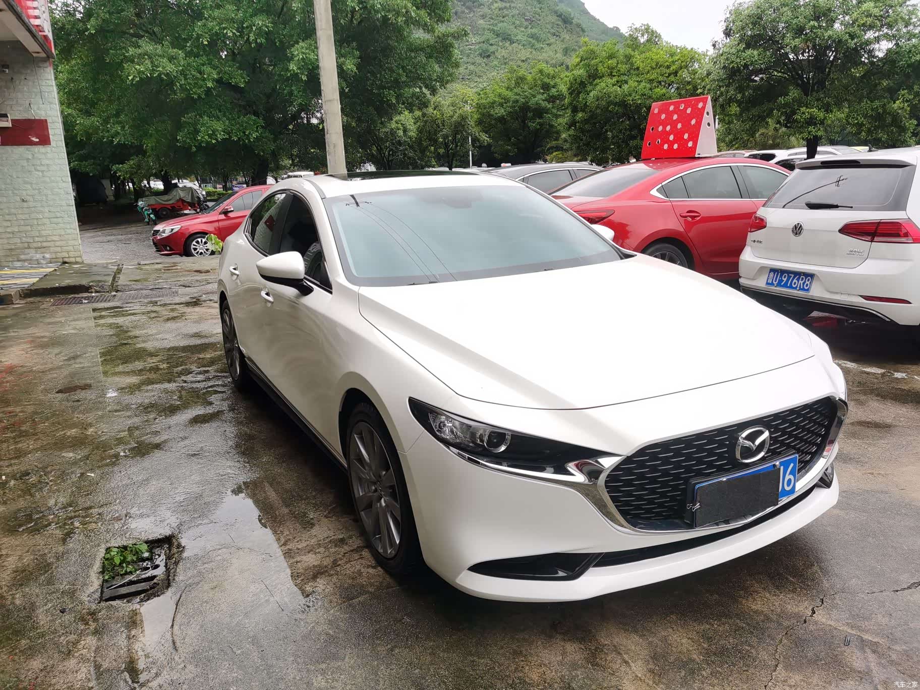 Mazda Mazda3, 2023 1