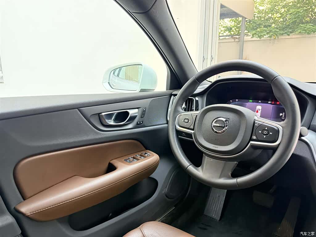 Volvo S60, 2025 18