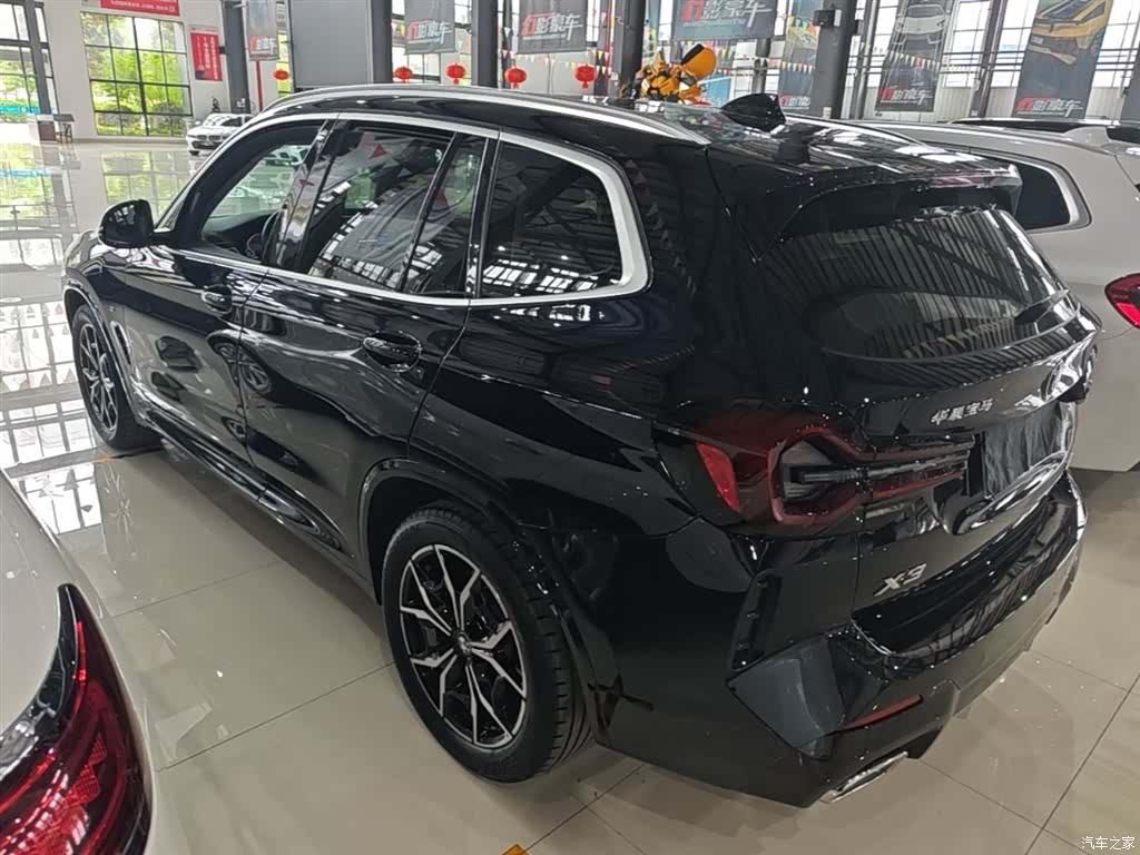 BMW X3, 2023 все фото