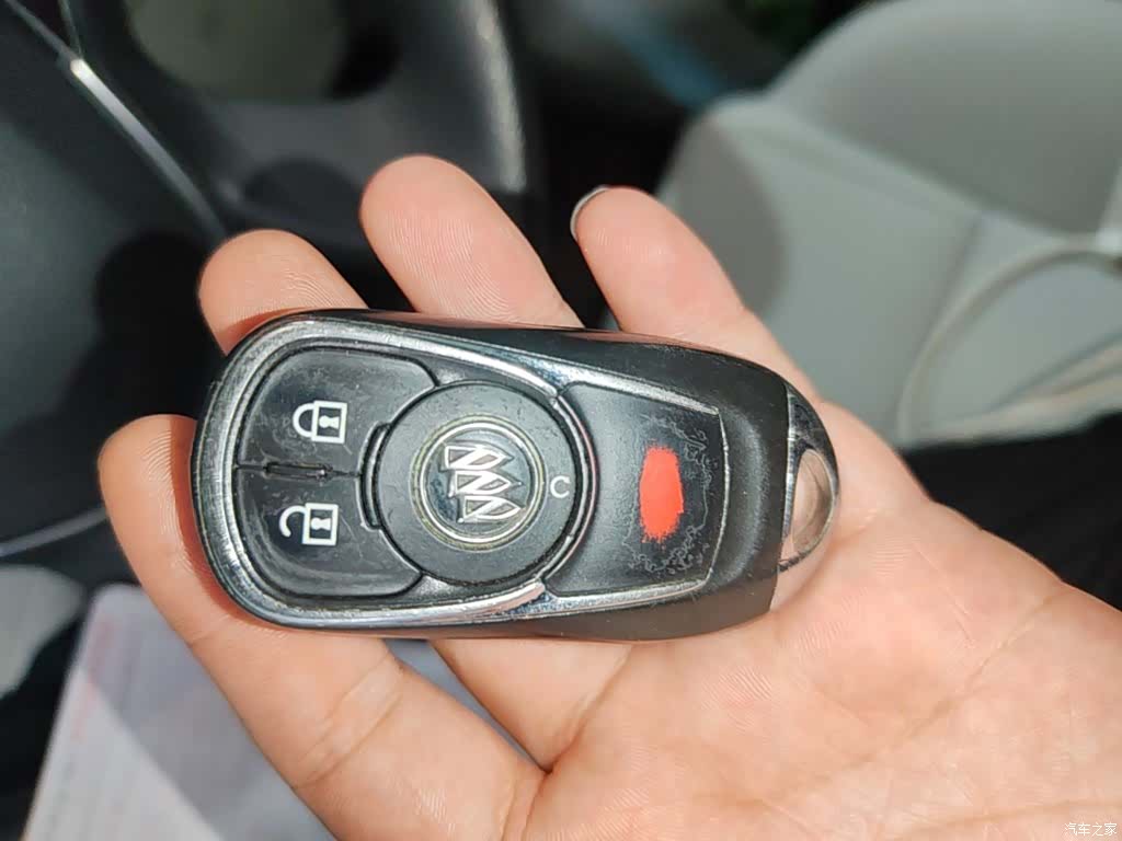 Buick GL8, 2017 9