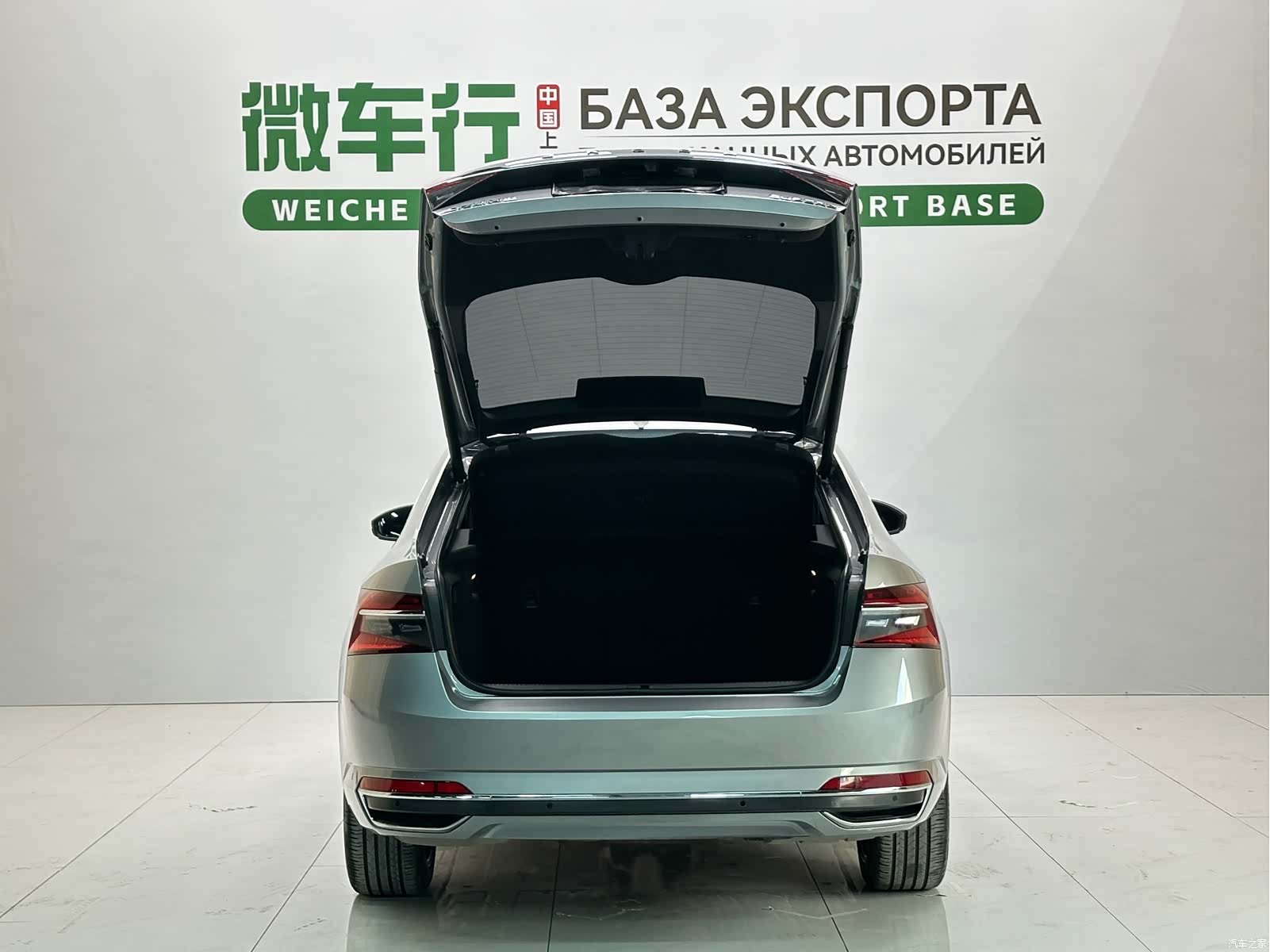 Skoda Superb, 2023 7
