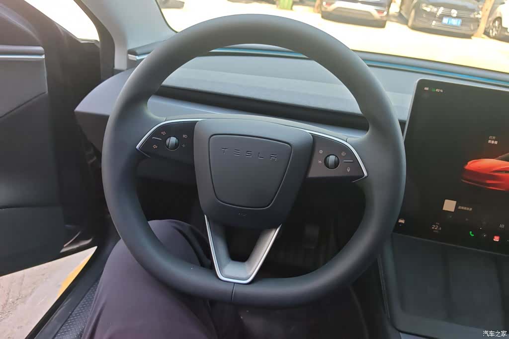 Tesla Model 3, 2024 15