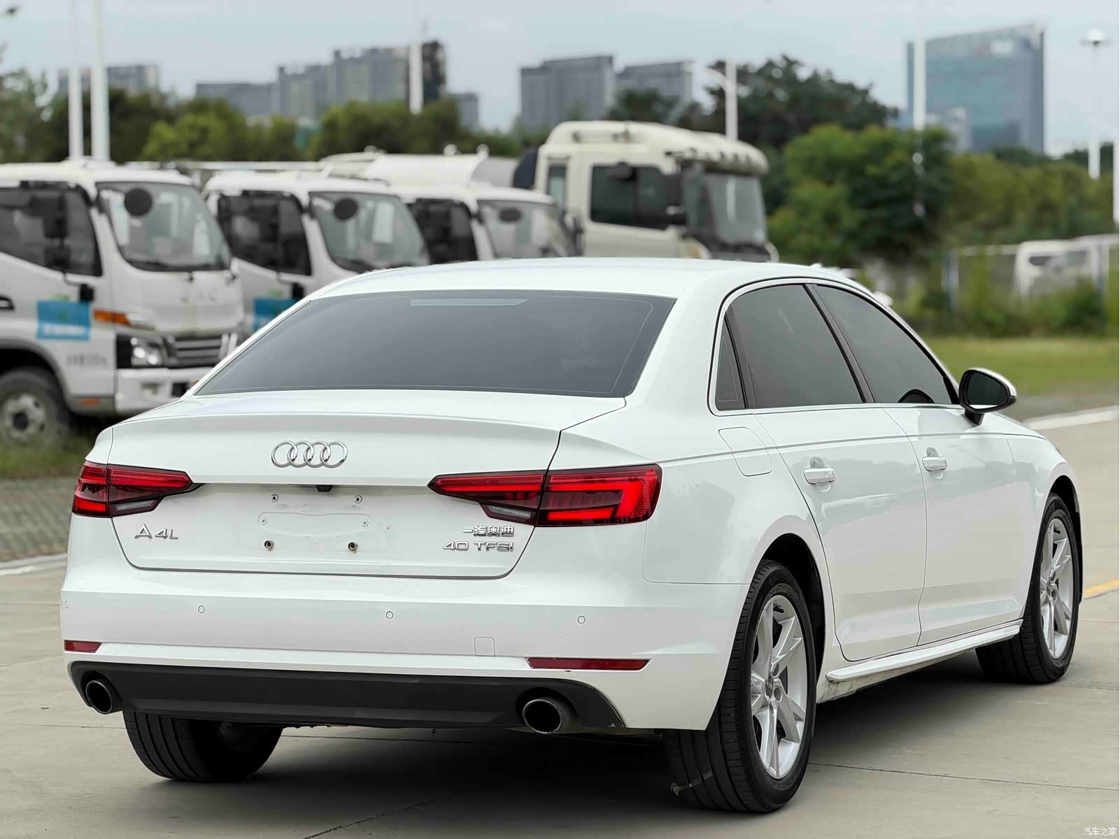 Audi A4L, 2017 6